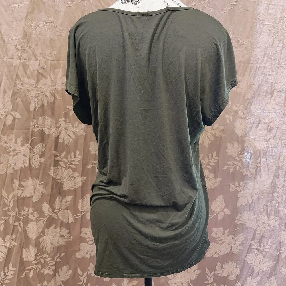 Green Envelope Los Angeles Emerald Tee Shirt, Size S, Gently Used - Picture 2 of 4